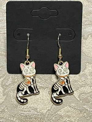 Vintage Black Cat Skull Whimsical Gold Dangle Halloween Boho Casual Fun Earrings