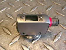 Keyence LR-ZB240CB 4-LED Indication Laser Sen...