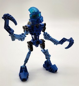 Lot of 2 Vintage 2001 LEGO BIONICLES Toa Sets 8532 & 8533 -Complete No man / box