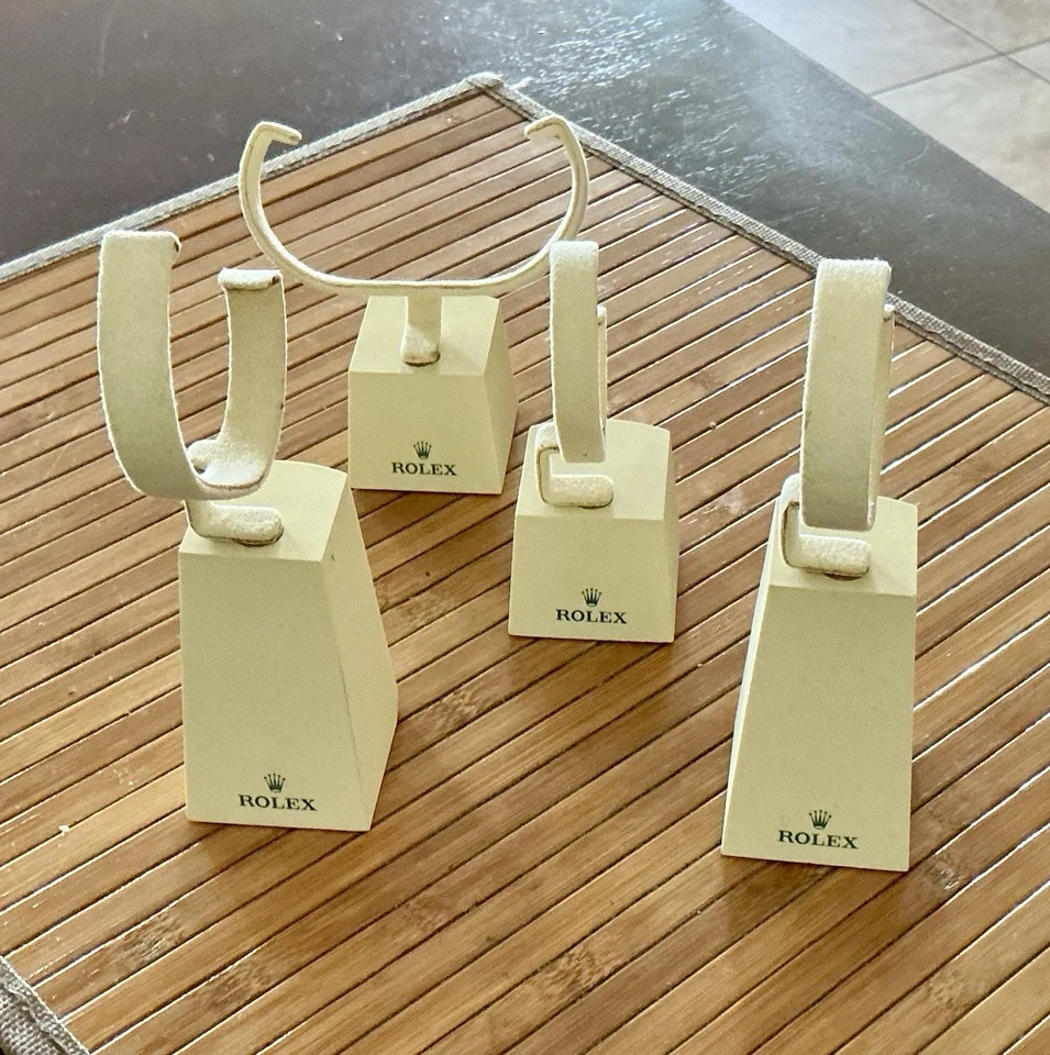 Rolex Juego de Cuatro (4) Soportes de Reloj Original Cuero Puño Edición con Corona RARO Foto 2 de 4