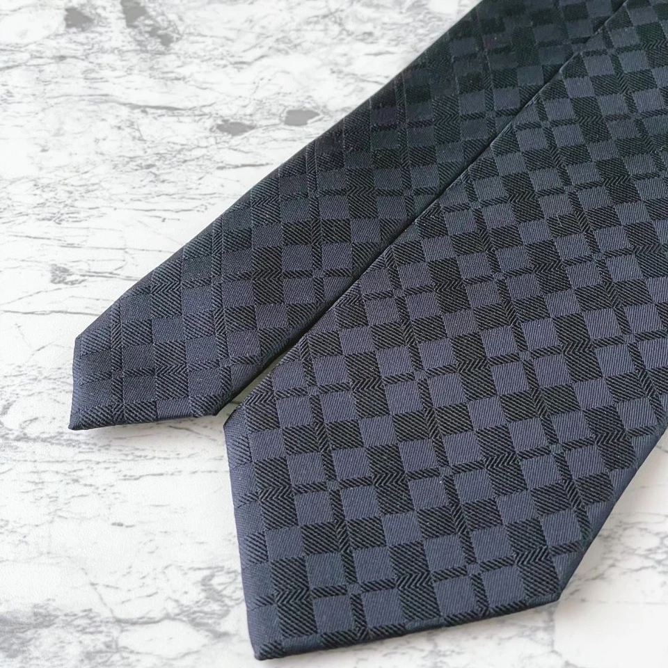 Burberry Black Label Silk Tie Navy Check 8cm Wide 148cm Long Used - Image 2 of 4