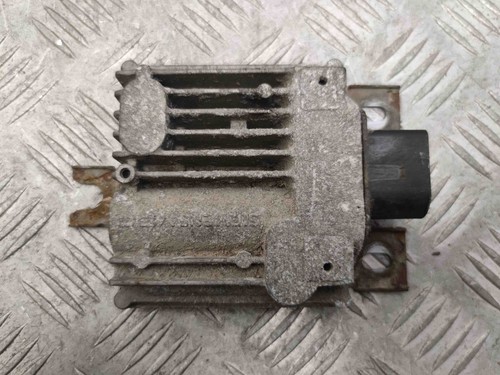 PORSCHE CAYENNE 92A Kraftstoffpumpensteuerung EKPS 7P0906093 3.00 29059105