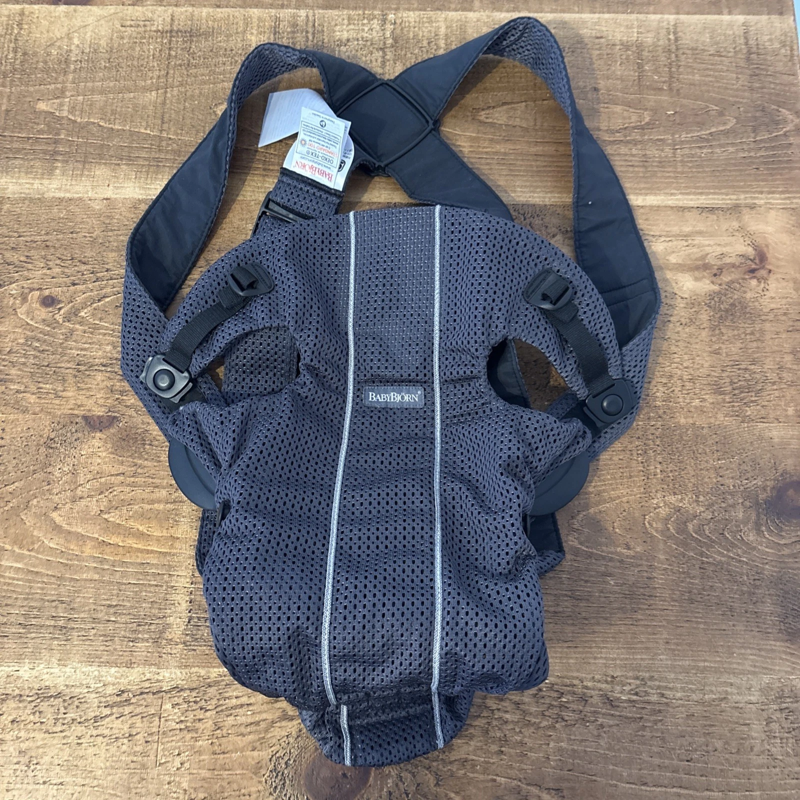 BabyBjörn Baby Carrier Mini, 3D Mesh, Anthracite
Opens in a new window or tab