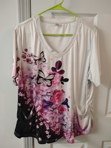 Basic 2 Pocket White Butterfly Scrub Top w Pink Roses Size 2X