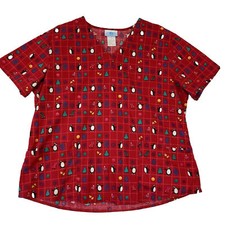 SB Scrubs Top Women  s Large Red Pockets Christmas Holiday Penguin Medical Shirt
