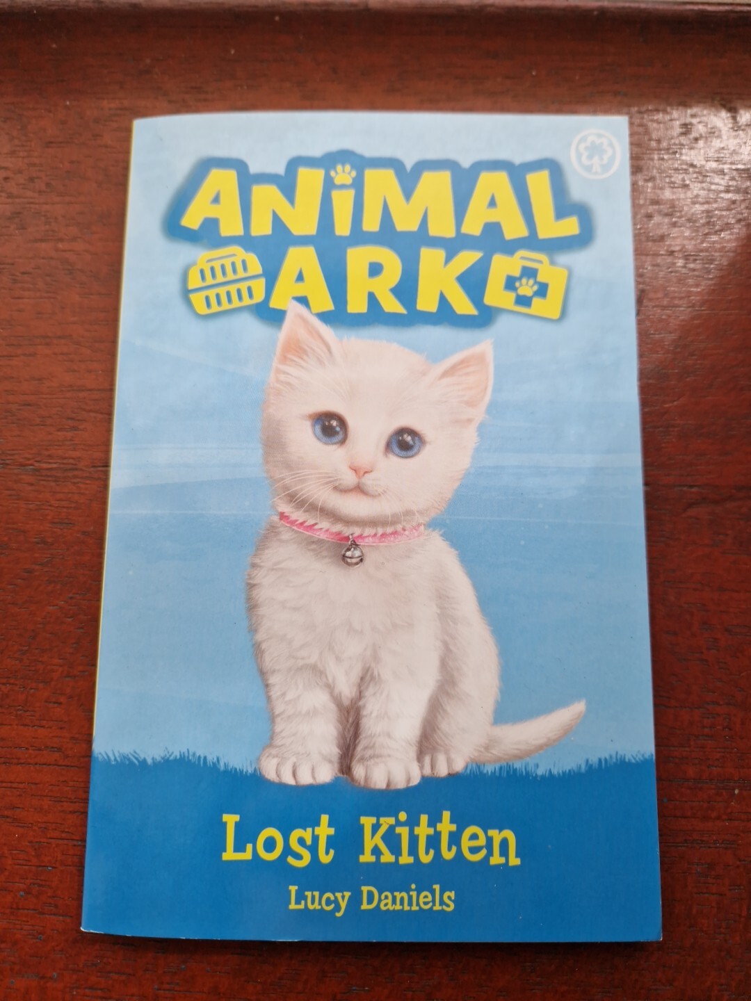 Animal Ark: Lost Kitten Lucy Daniels cat stories cats animals story VET fiction