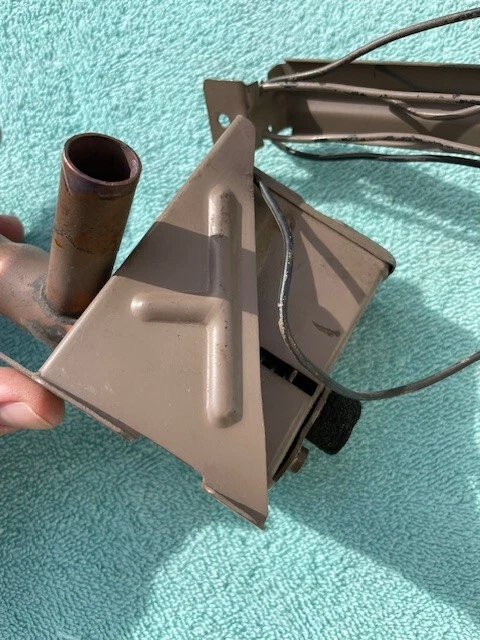 1942 - 1948 Pontiac Streamliner Chieftain NOS Válvula de Controle de Aquecedor HCV #510768 - Imagem 3 de 4