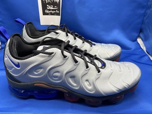 vapormax plus metallic silver