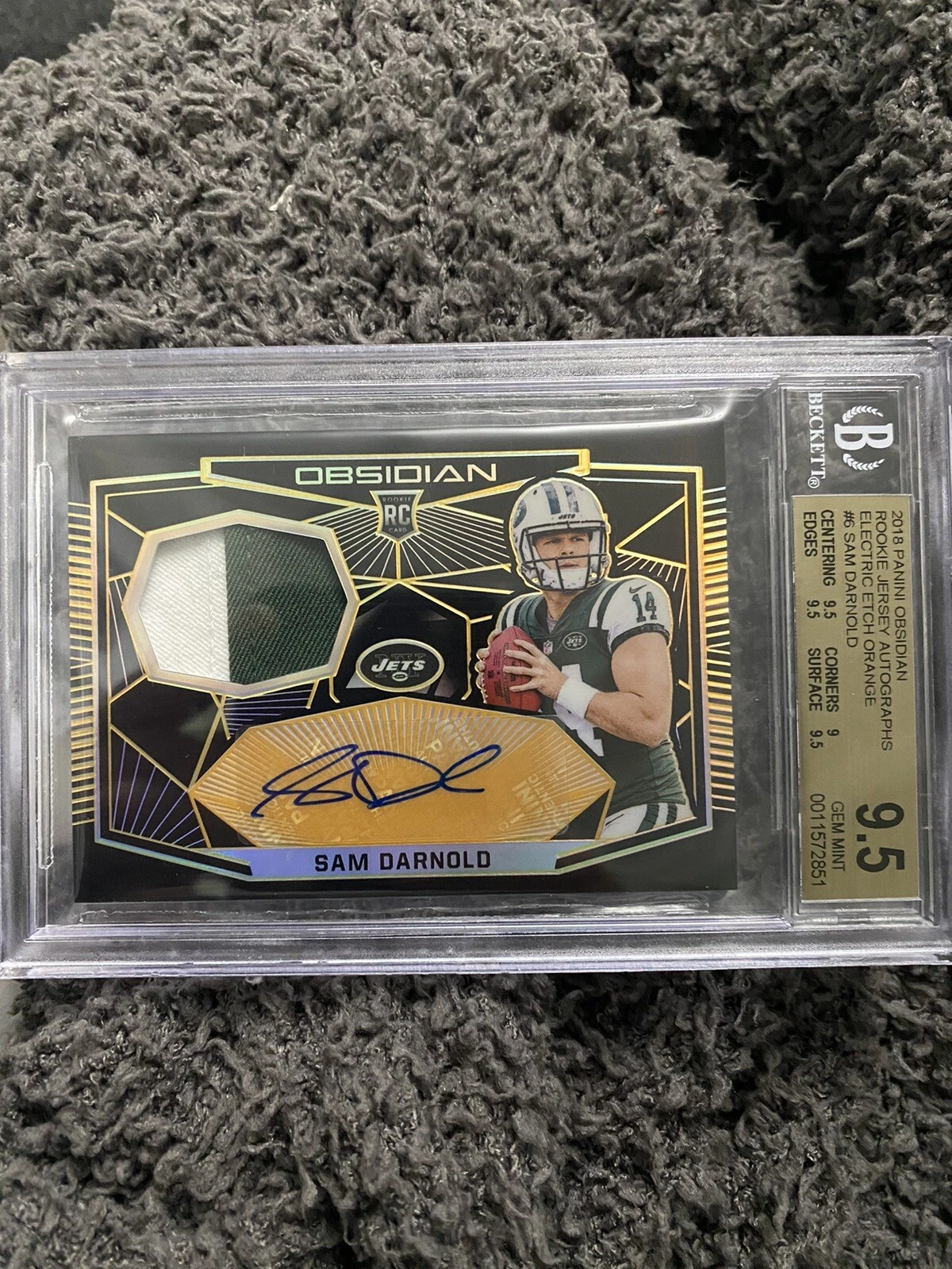 Sam Darnold Panini Obsidian Rookie Jersey Ink Dual Relics #6 Electric Etch Orange