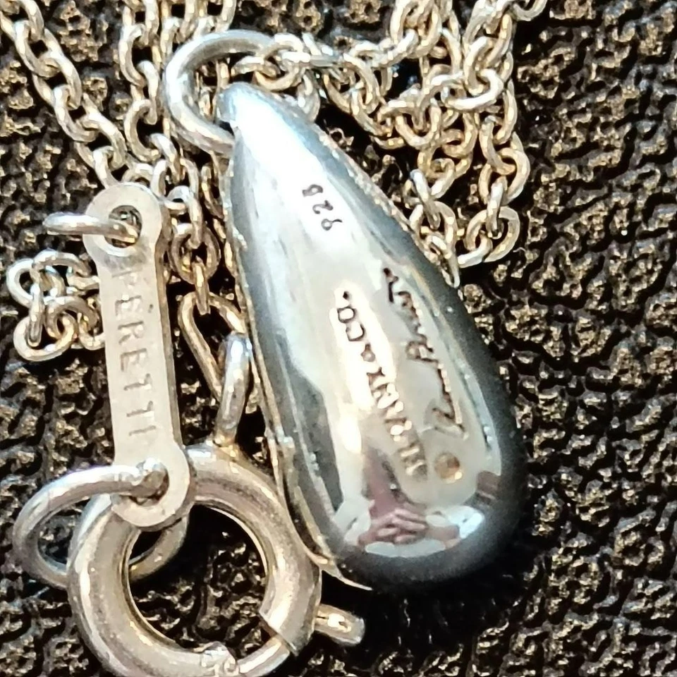 Tiffany & Co. Elsa Peretti collana a goccia ciondolo argento 925 fagiolo 16" - Immagine 2 di 4