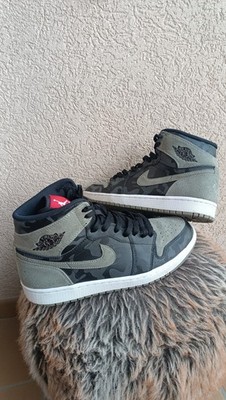 NIKE A I R JORDAN 1 RETRO HIGH CAMO 3M BLAZER SB MAX BLAZER SAFARI TRAINER DUNK 
