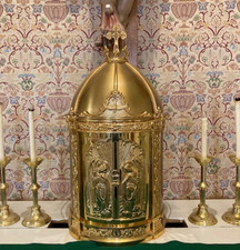 Large Cathedral Catholic Church Style Gothic Tabernacle 36x19. Ready to use.