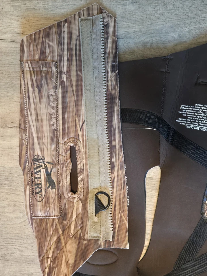 Avery Sporting Dog Neoprene Hunting Vest (18" Neck, 28" Chest) - Image 3 of 4