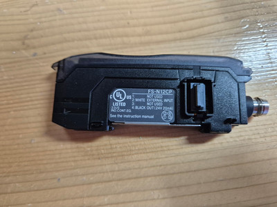 Keyence Digitaler Lichtleitersensor Digital Fiber Sensor FS-N12CP #465
