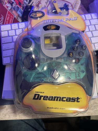 Dream Pad by Mad Catz Blue - Sega Dreamcast Wired Controller - Brand New! - Picture 1 of 4