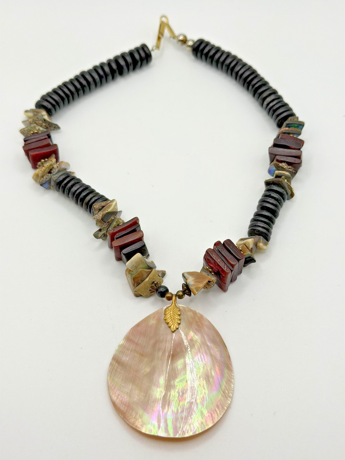 BLACK SHELL BEADED STATEMENT NECKLACE TEARDROP PE… - image 1
