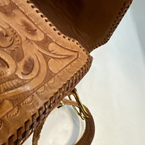 Borsa a tracolla vintage western in pelle marrone lavorata a mano - piccola - zip Clifton - Foto 13 di 24