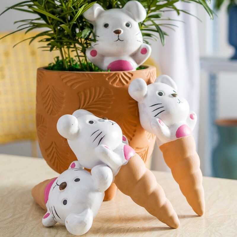 4Pcs Cartoon Rabbit Automatic Plant Dripper Outdoor Garden Yard