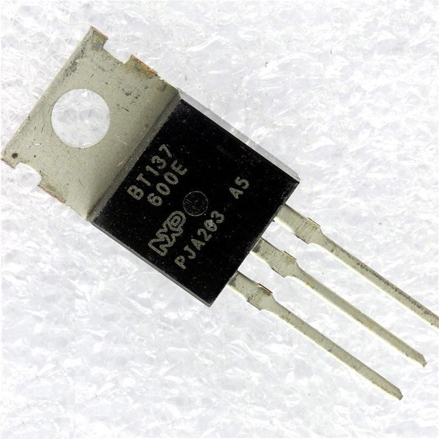 5PCS BT137-600 BT137-600E BT137 TO-220 600V 8A Triacs NEW for sale online