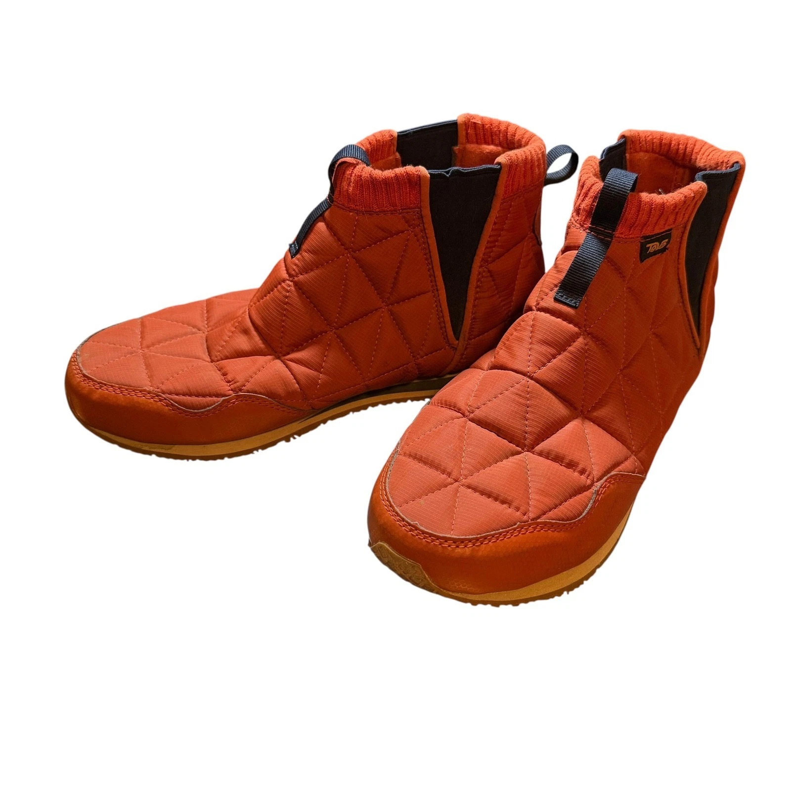 Teva Ember Mid Burnt Orange Quilted Slip-On Boots Warm Camping Womens Size 10
Opens in a new window