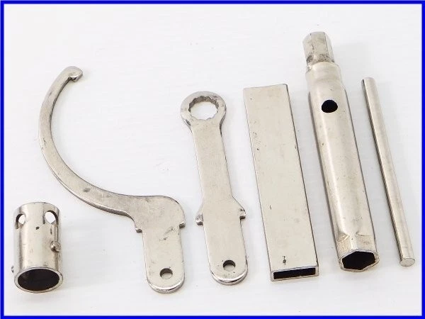 DUCATI 2002 996 Juego de herramientas en vehículo 748 916 998  Foto 2 de 4