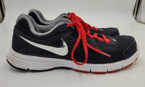 Men's Nike Revolution 2, Sz 11 Black Red w/White NIKE Swoosh Some Wear See Pics - Picture 6 of 13