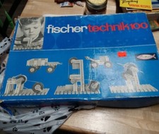 Fischer Technik 100 w/Catalog German Robotic Set