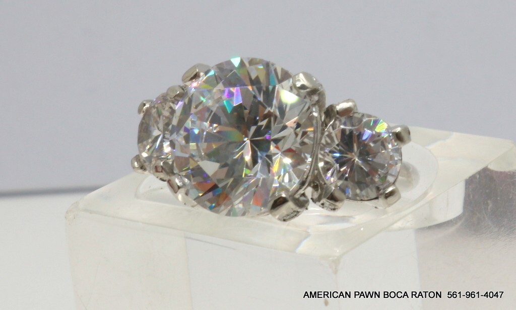 Solid platinum 3 large clear stones ring  Size 4 - image 4