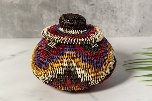 Red White And Gold Star Woven Basket - Picture 5 of 15
