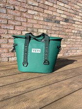 Yeti Hopper M30 Cooler Bag Black Forest Green tote bag BNWT