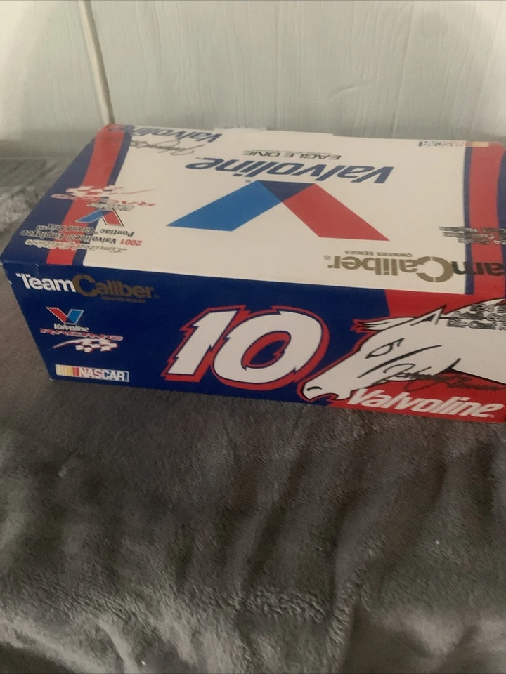 Coche Pontiac 1/24/1800 serie Johnny Benson Valvoline calibre equipo raro Foto 4 de 4