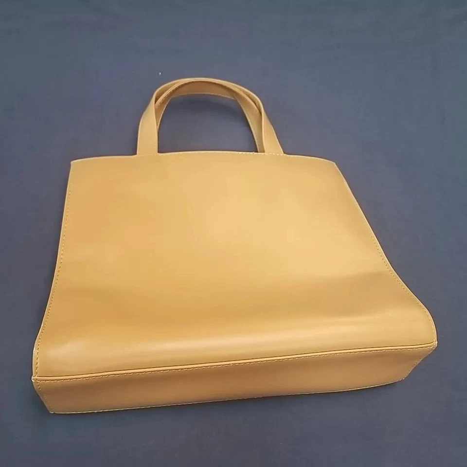 Beige Oasis Leather Handbag Top Handle Stitch detail Lined Pockets Made in India - Image 3 of 4