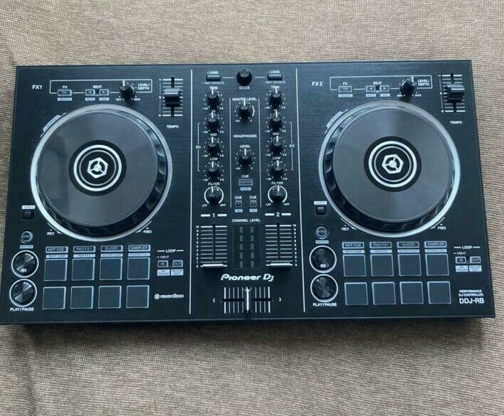 Pioneer DDJ-RB - 器材