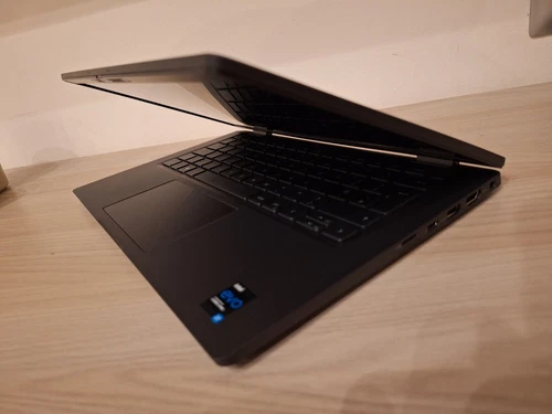 Dell Latitude 7420 Intel i7-1185G7 16GB DDR4 512 NVMe FullHD Notebook Ultrabook