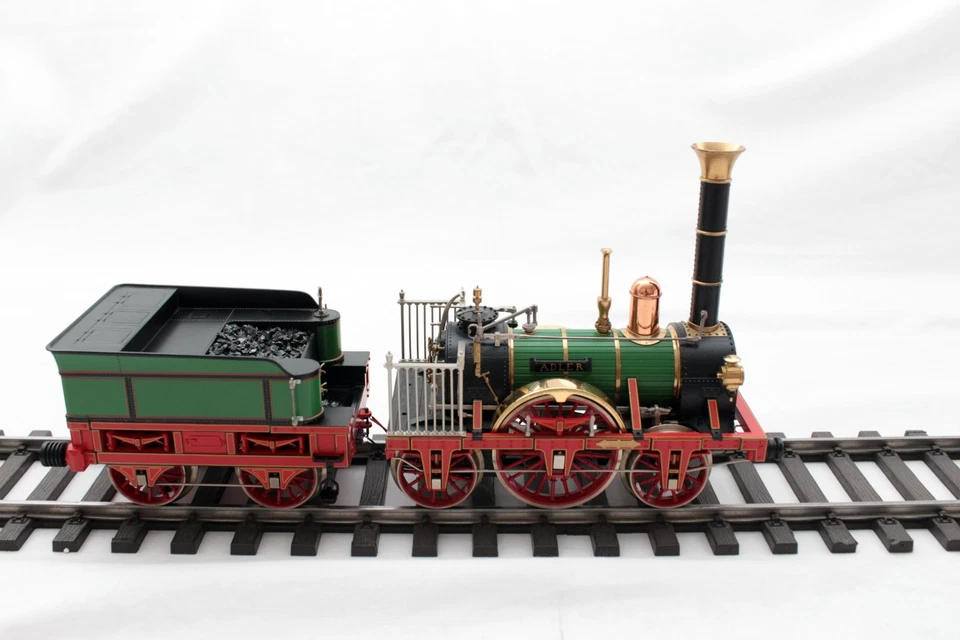Märklin Spur 1 5751 Jubiläums-Zugset “Adler” mit 3 Wagen und Figuren in der OVP - Bild 3 von 4