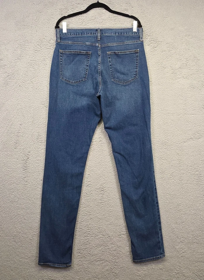 Old Navy Jeans Mens 32x36 Tapered Leg Athletic Fit Medium Washed Built in Flex - Image 2 of 4