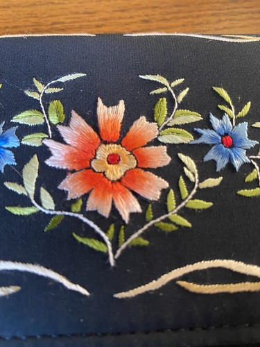 Vintage 1950’s Clutch Purse Black Silk Floral Hand Embroidered 10X6 #2 Boho - Picture 3 of 6