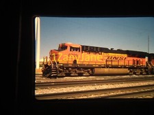 12918 VINTAGE Train Engine Photo 35mm Slide BNSF 6709 ES44C4 VICTORSVILLE CA