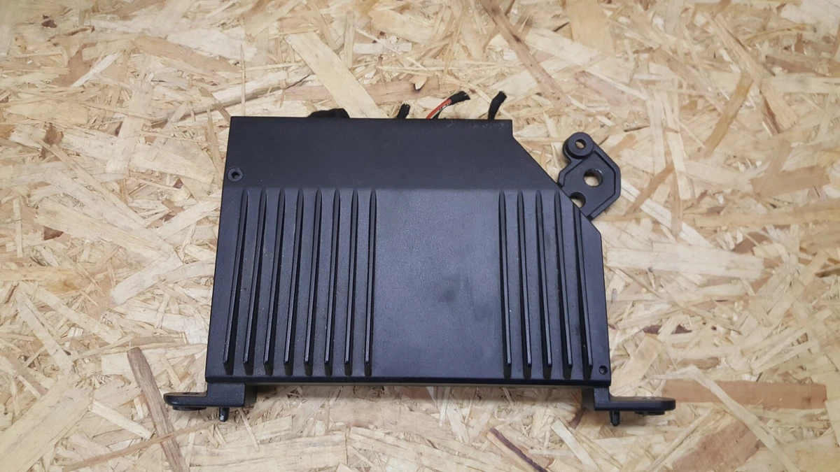 GENUINE VOLVO XC90 S90 V90 2015-2020 RADIO SOUND AMPLIFIER UNIT 