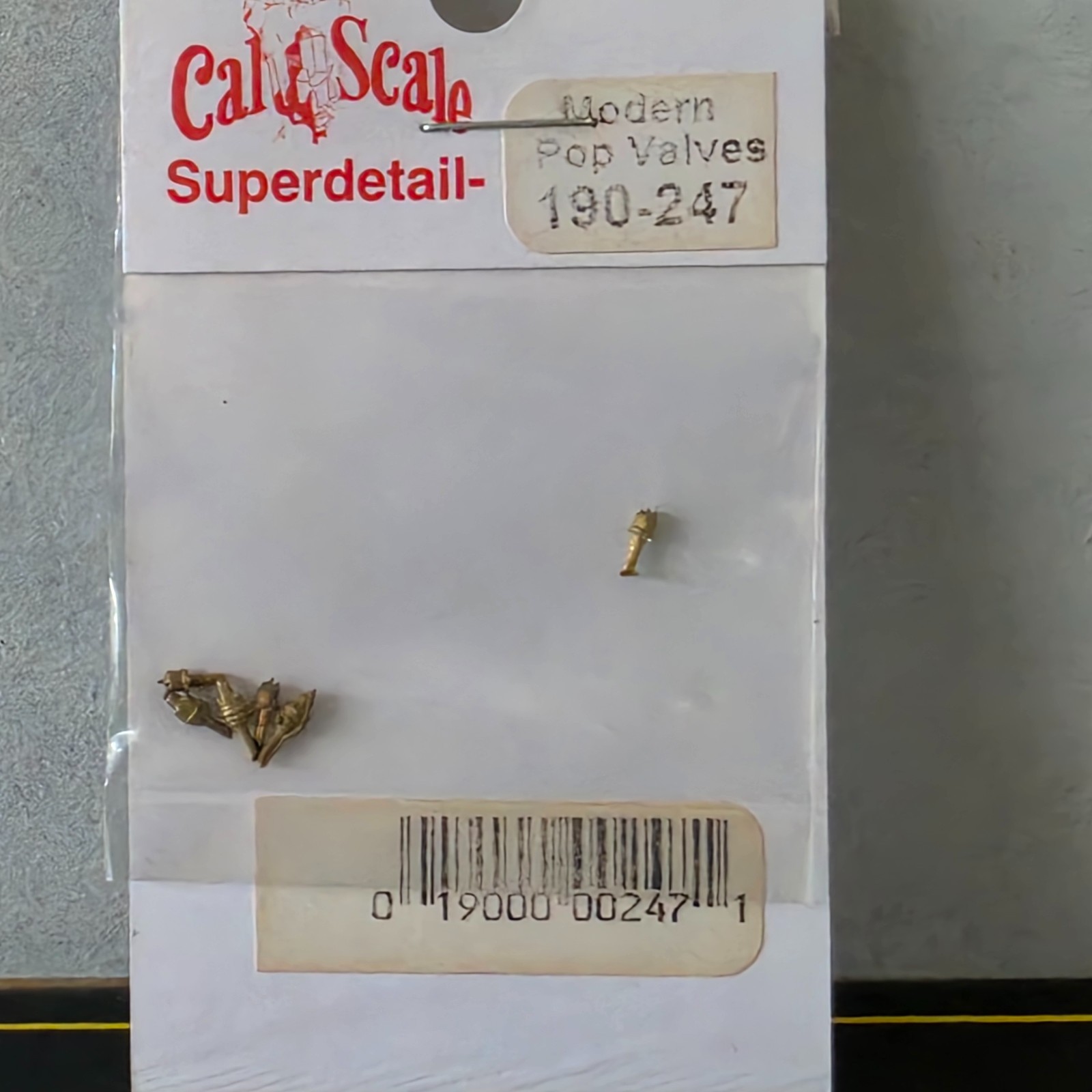 Steam Locomotive Modern Large Pop Valves Brass Casting Cal Scale 190-247 HO