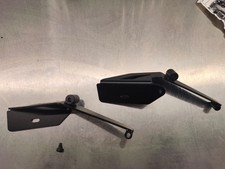 STAFFA SUPPORTO BAULETTO DX E SX PER YAMAHA MAJESTY 250-2000 (NUOVE)