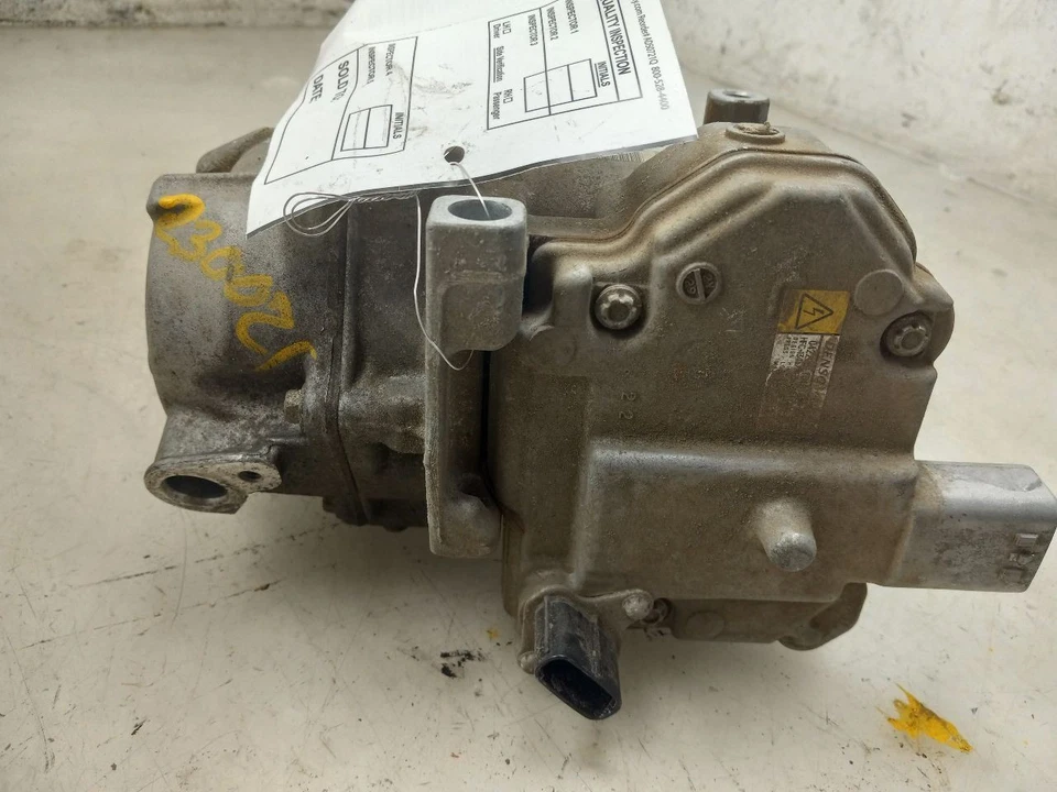 COMPRESOR DE AIRE ACONDICIONADO TOYOTA PRIUS C 12-19 VIN B3 SÉPTIMO Y OCTAVO DÍGITO Foto 2 de 4