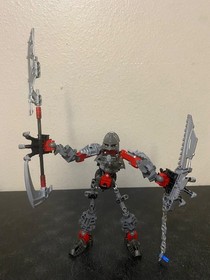 LEGO BIONICLE: Maxilos and Spinax (8924), 95% complete!