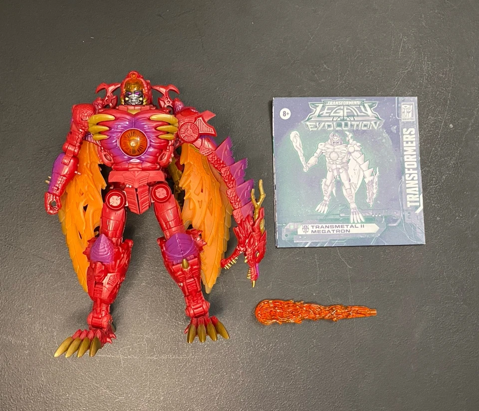 Transformers Legacy Leader Class Transmetal II Megatron (Completo, Usado) Foto 3 de 4