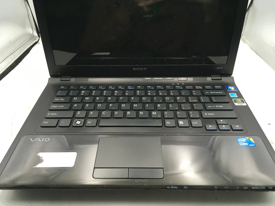 SONY VAIO VPC-CW2HGX - INTEL I3 - NO RAM - NO POWER/FOR PARTS - READ DESCRIP -BB - Image 3 of 4