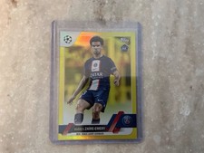 Warren Zaire-Emery Rookie card /299 gold 2022-23 Topps UEFA Champions League. rookie card picture
