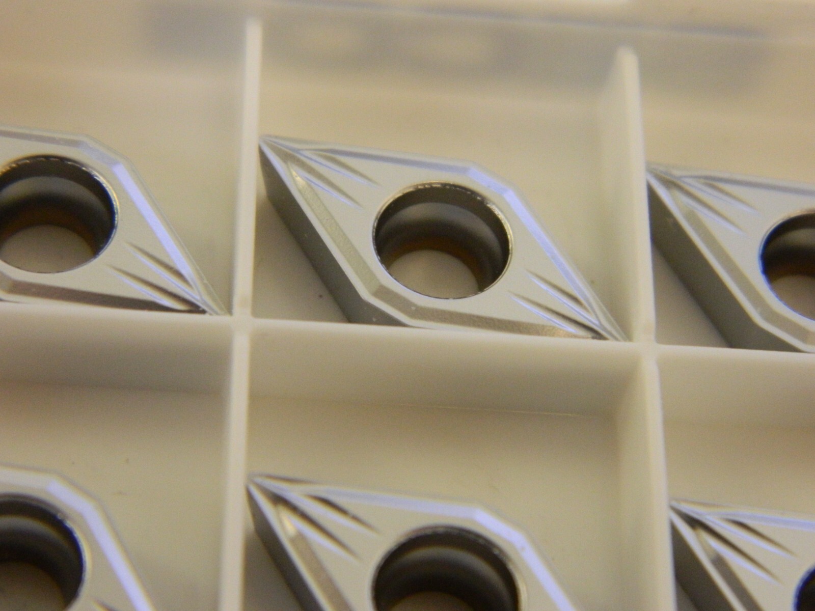 SECO Turning Inserts wty 10 DCMT11T304MF2 TP3501, Solid Carbide