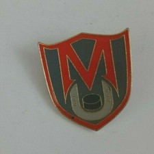 Vintage MU Shield Shaped With Horseshoe Hockey Collectible Lapel Hat Pin