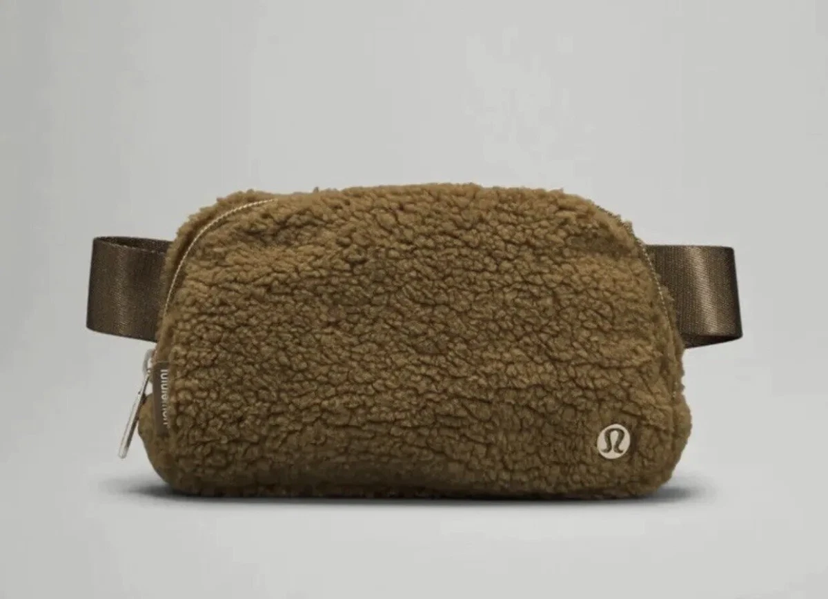 NWT - Lululemon Burnt Caramel Sherpa Everywhere Belt Bag 1L Fleece