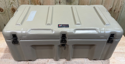 Pelican Hardigg Case 32.5x17x14